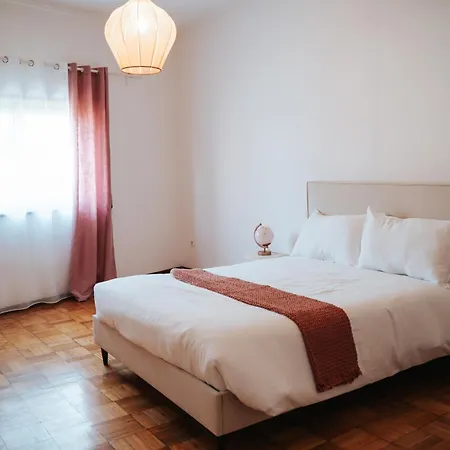 Apartament Casa Magenta - Local