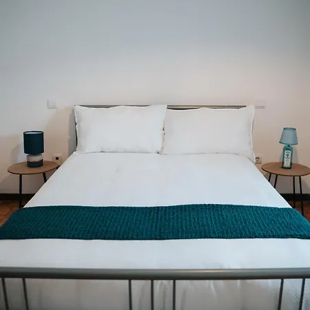 Casa Magenta - Local Apartament *