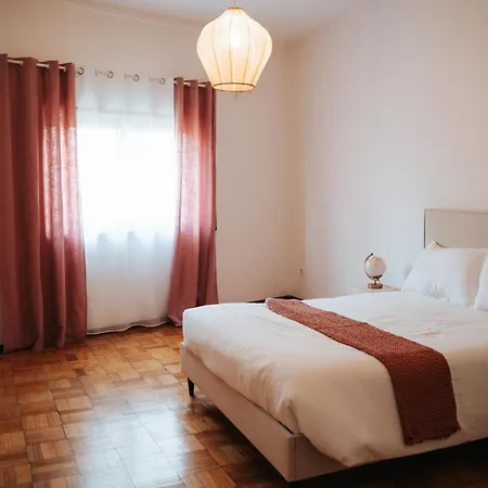 Casa Magenta - Local Apartament *